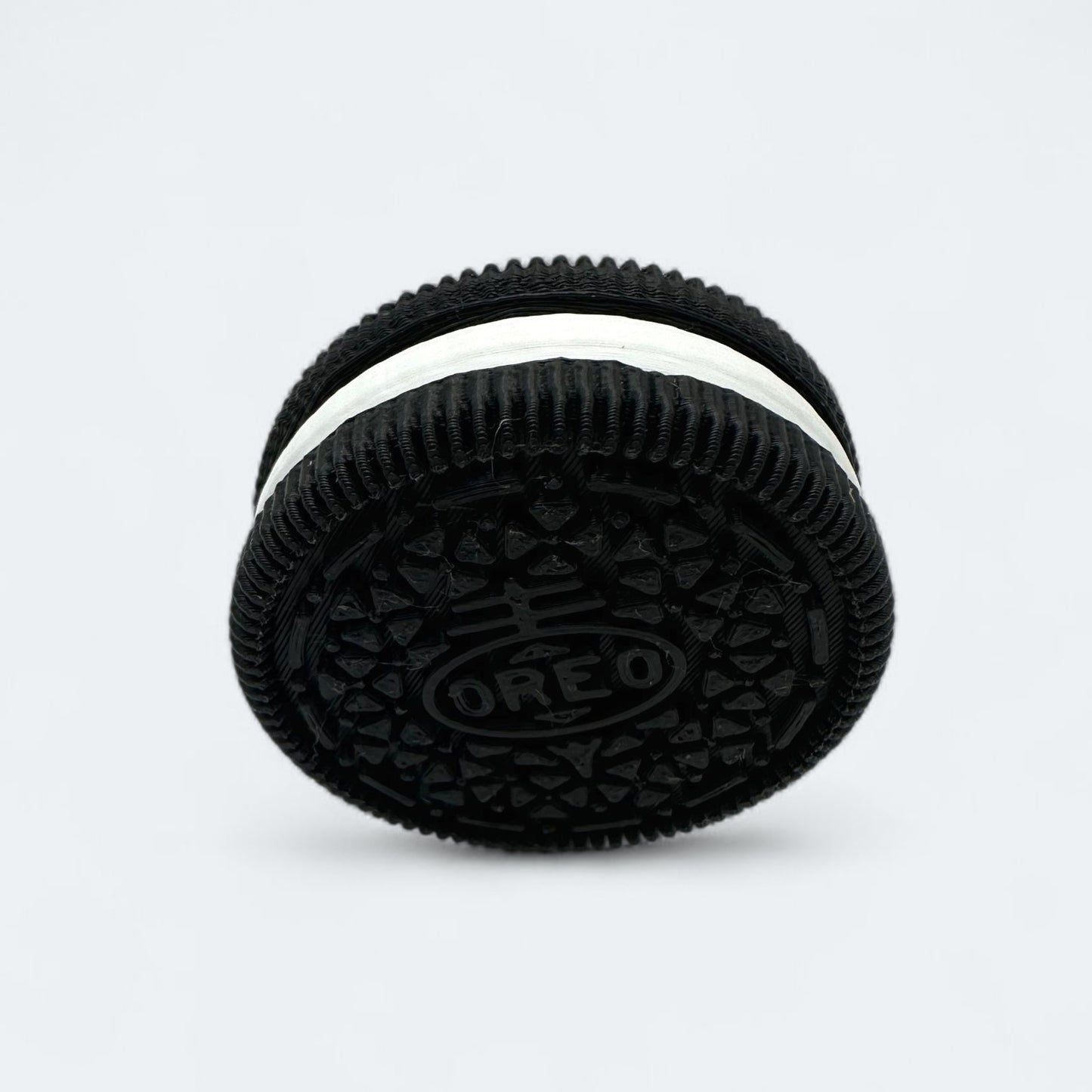 Cookie keychain for AirTag