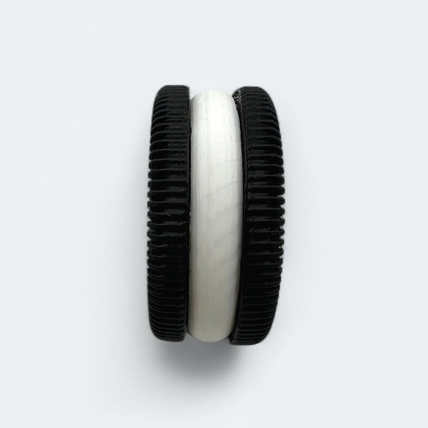 Cookie keychain for AirTag