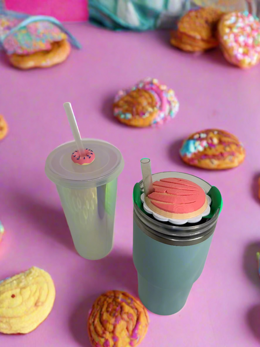 Concha Straw Topper